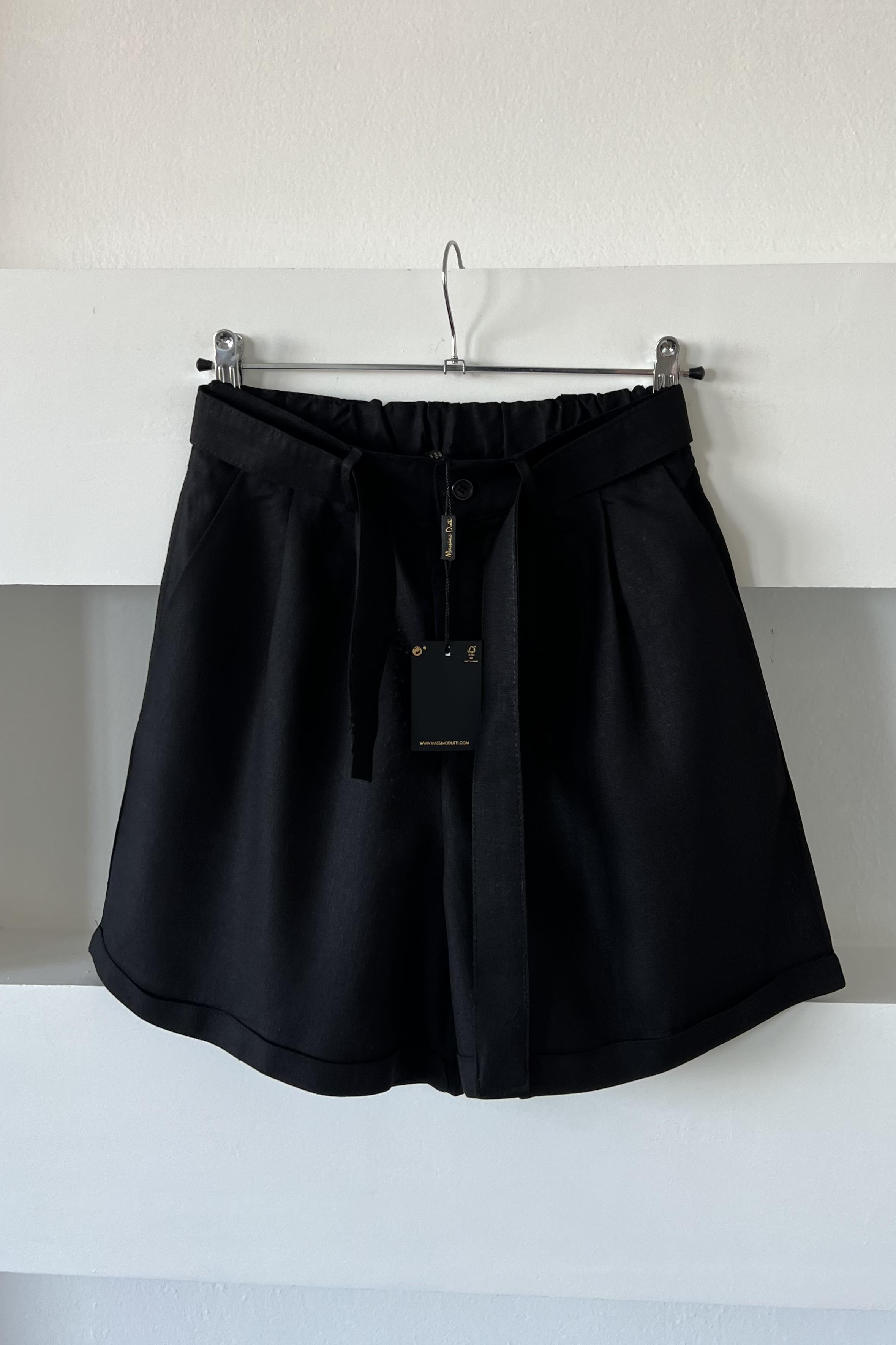 Siyah Şehir Boy Ham Keten Şort uygun fiyatlarda www.butikhola.com adresinde