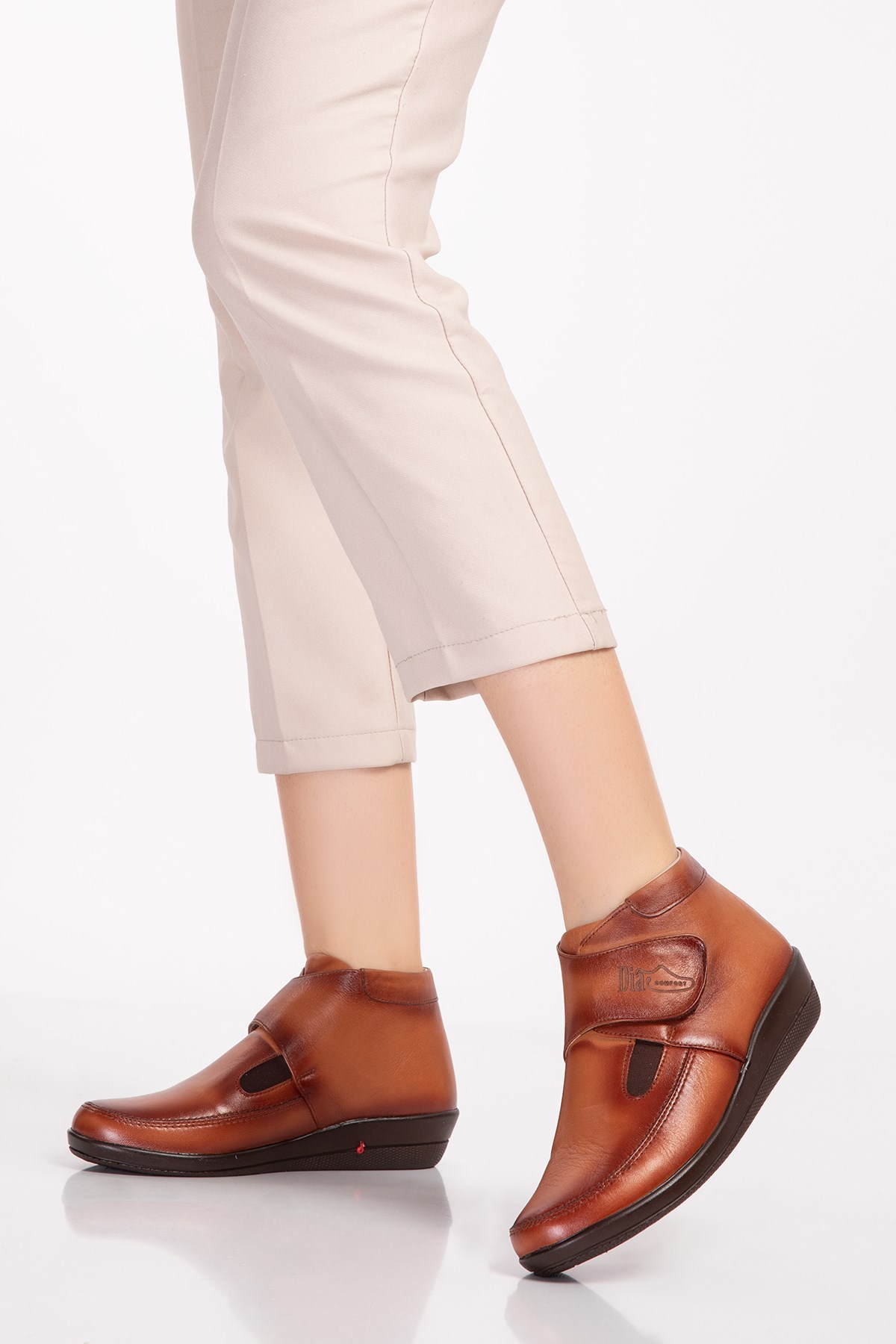 brown diabetic orthopedic women casual shoes - dia comfort