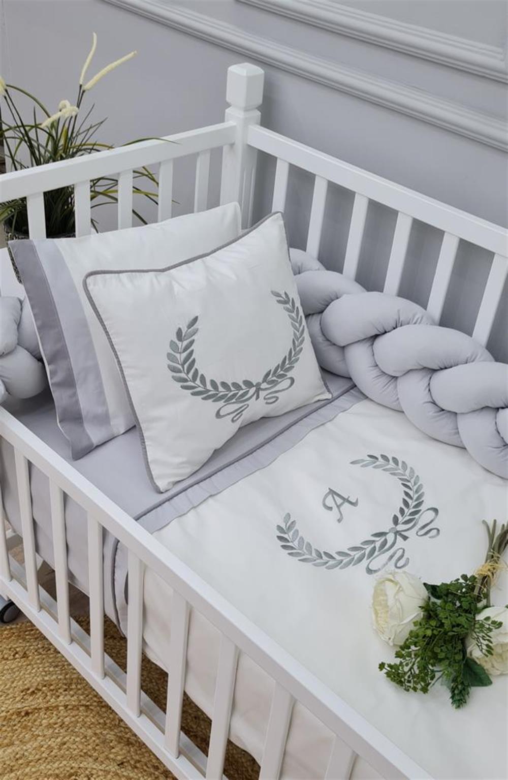 GRİ BİYELİ BEBEK NEVRESİM TAKIMI 