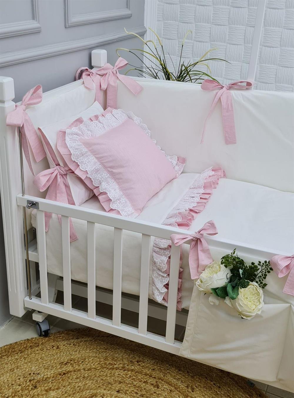 PEMBE FIRFIRLI BEBEK NEVRESİM TAKIMI 