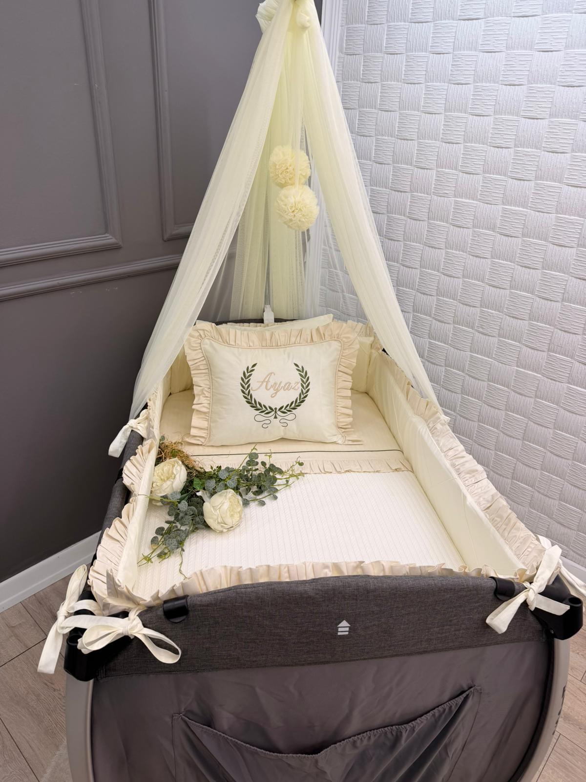ELEGANT KREM VANİLYA KOMBİNLİ PİKELİ ÖRTÜLÜ PARK BEŞİK UYKU SETİ 