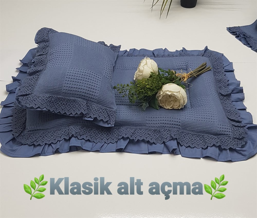 İNDİGO PİKE FIRFIRLI DANTELLİ AÇMA MİNDERİ