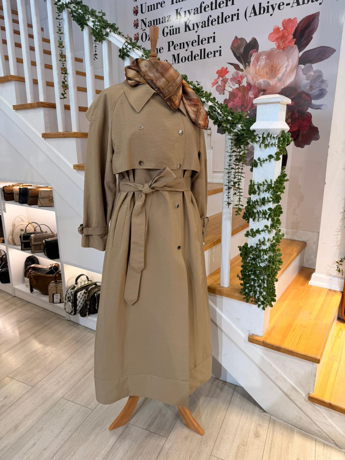 W27803 CAMEL TRENCH