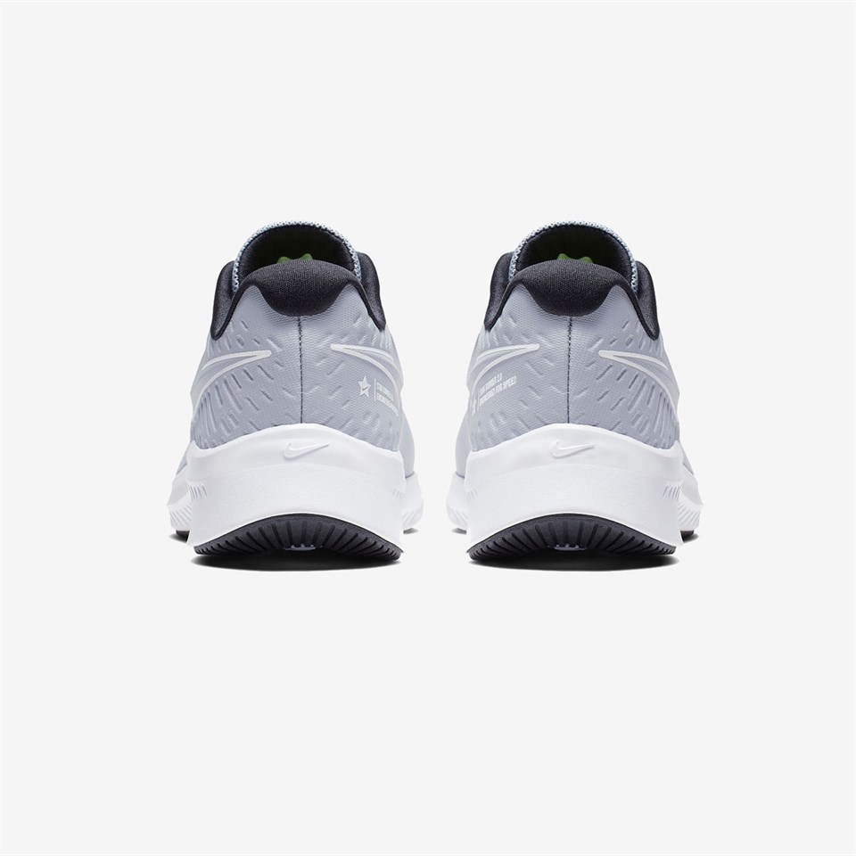 aq3542 nike