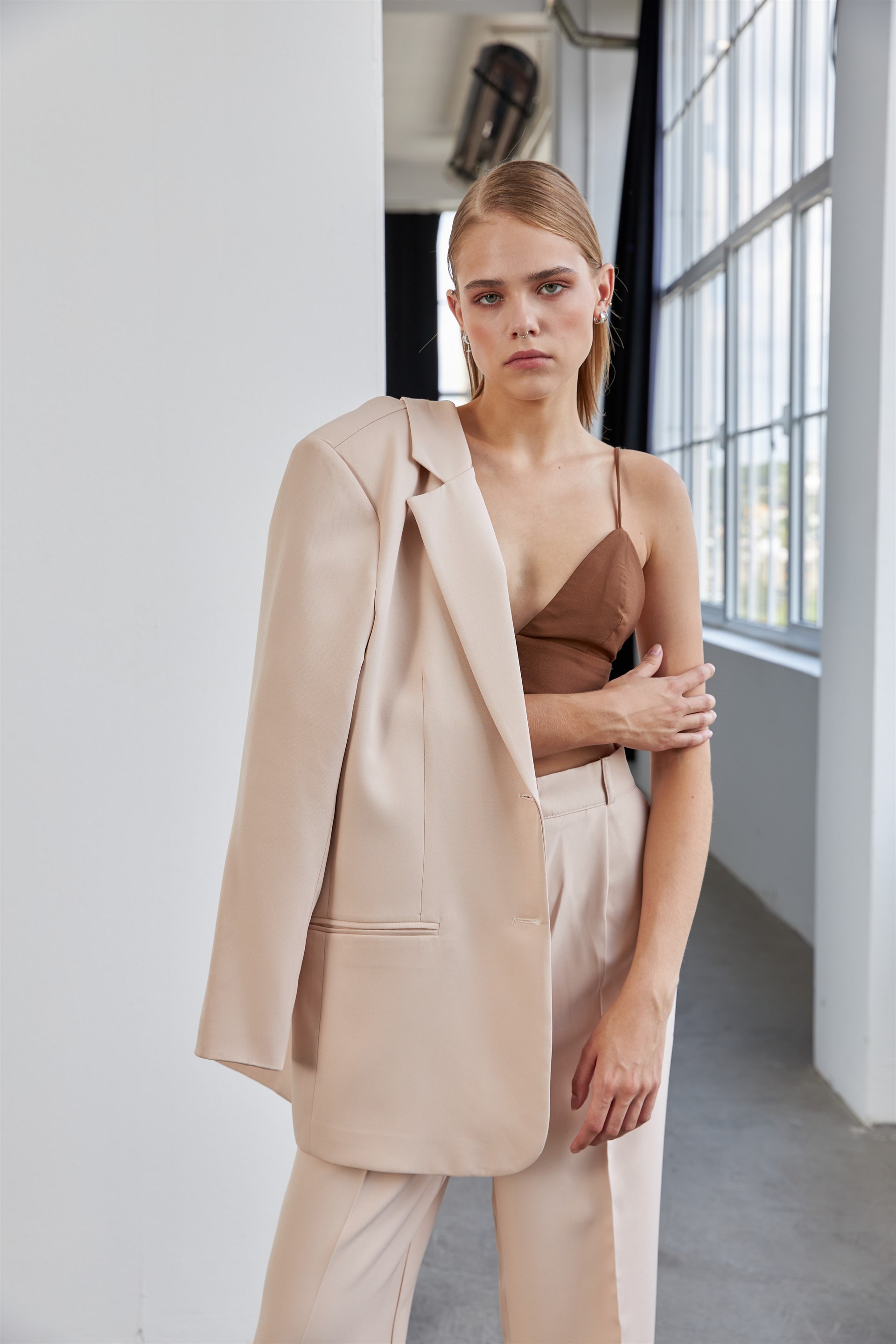 Bej Rengi Oversize Blazer Ceket