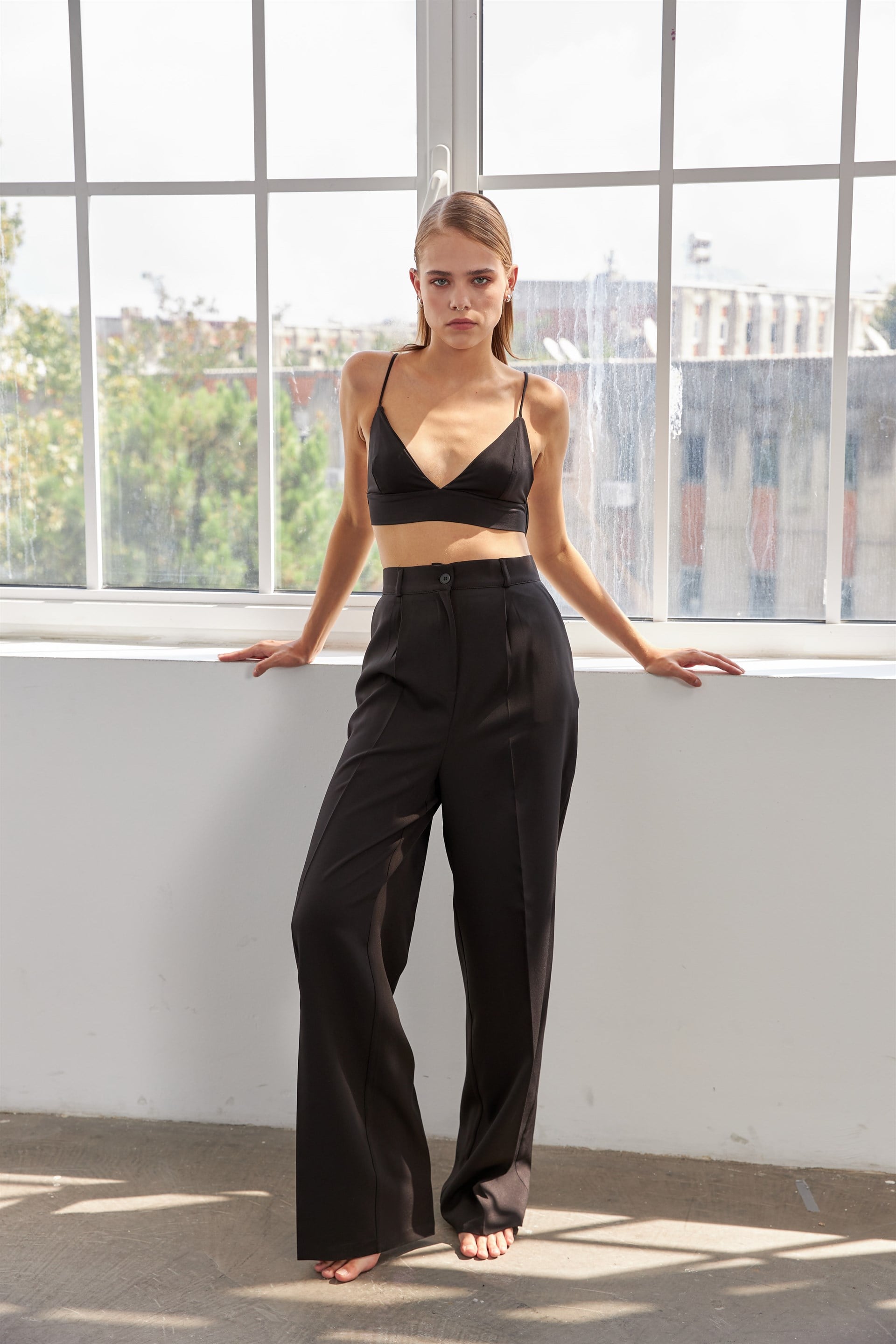 Siyah Pensli Pantolon