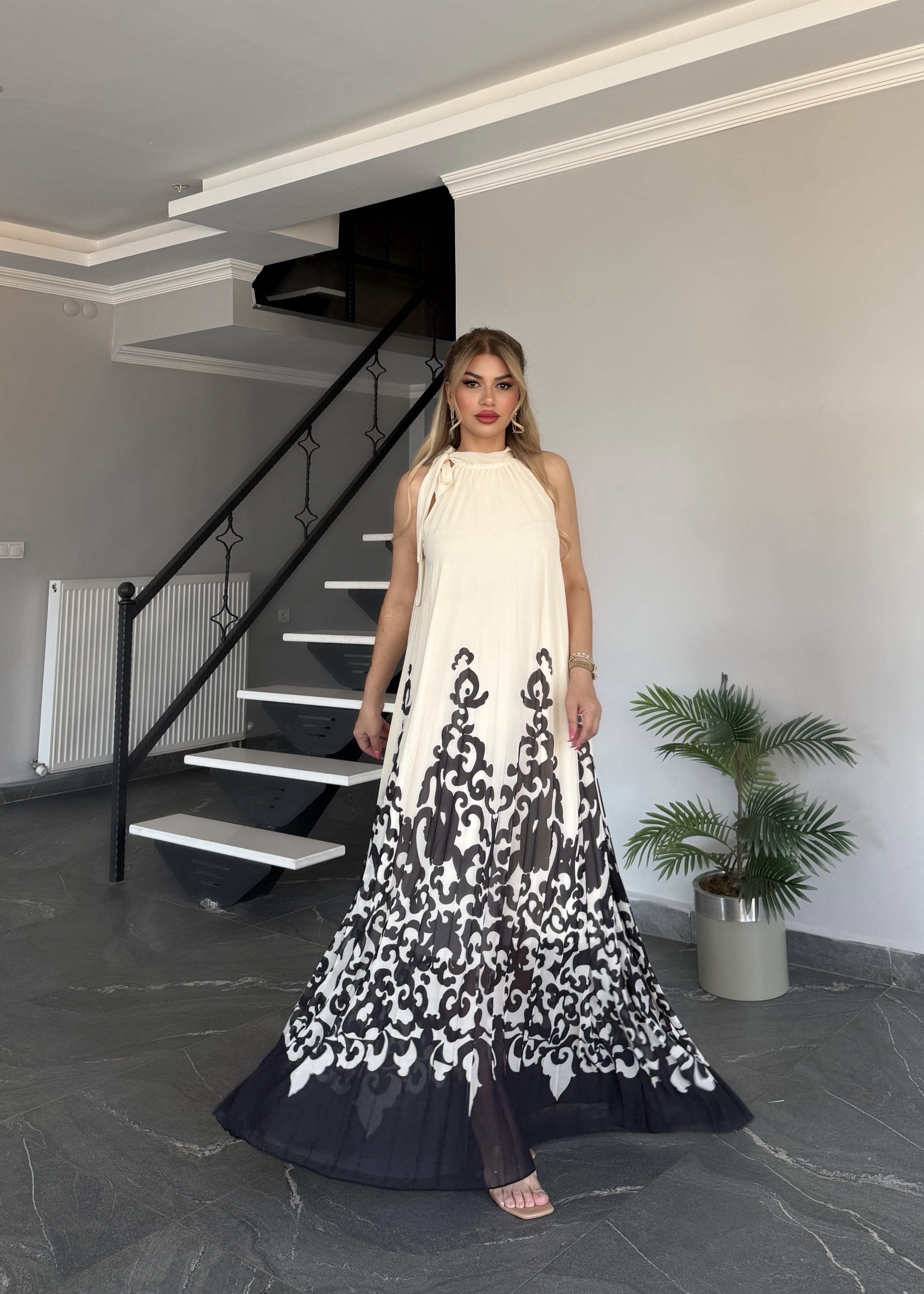 Pilise detaylı şifon elbise siyah 