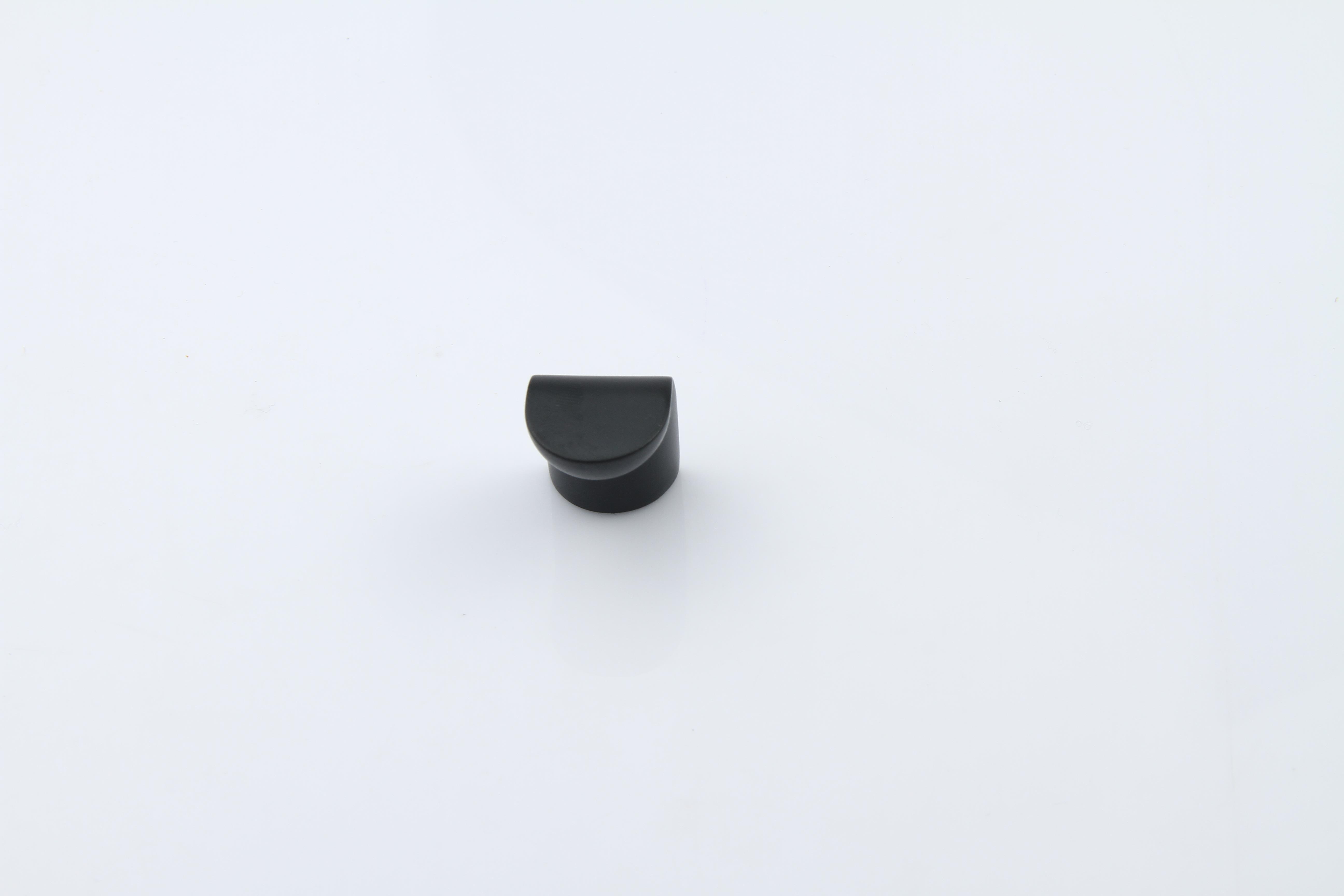 DUGME DELTA MAT SIYAH