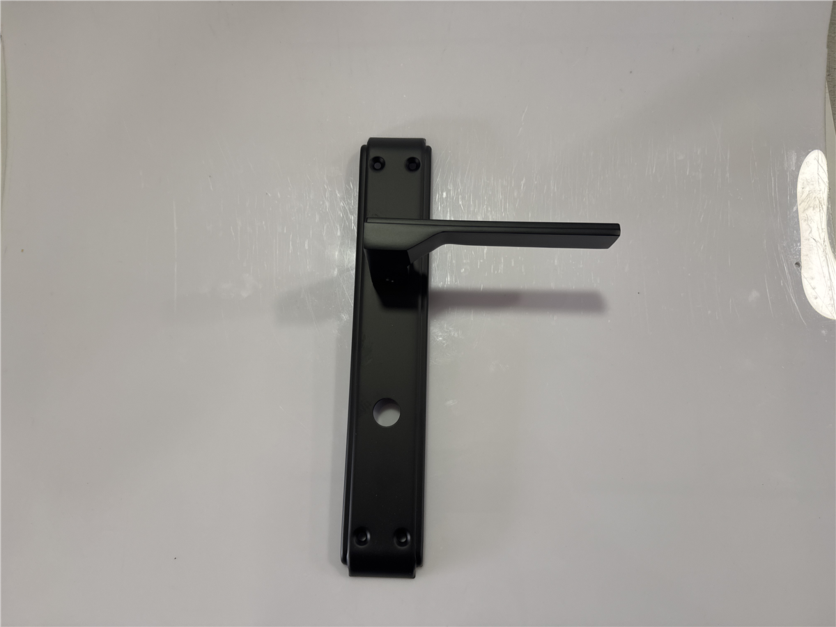 KAPI KOLU 480 02 AYNALI WC MAT SIYAH NOVA