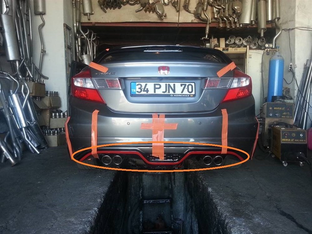 Honda Civic Fb7 Modulo Custom Parlak Siyah  Arka Ek (Plastik)