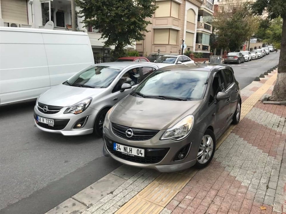 Opel Corsa D Steinmetz Boyasız  Ön Ek  Makyajlı (Plastik)