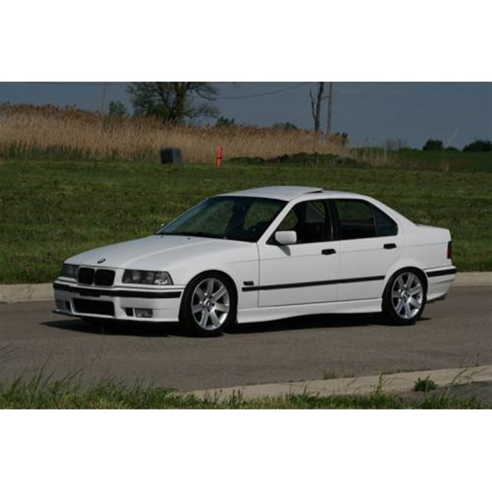 Bmw E36 Marşpiyel Takımı  Fiberglas Boyasız Astarlı 