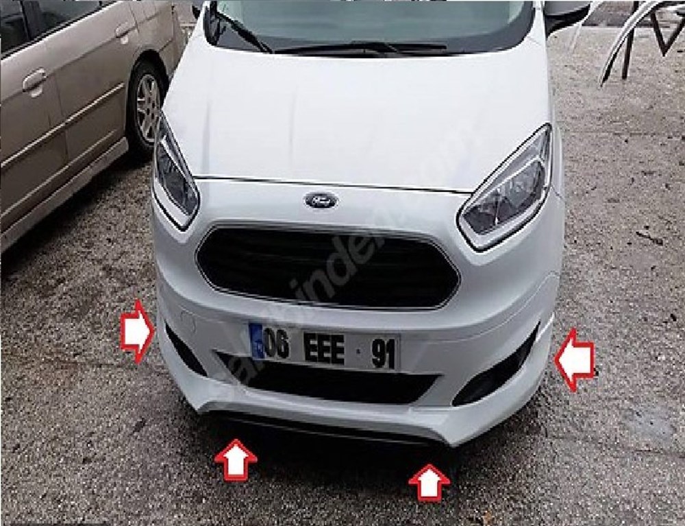 Ford Tourneo Courier Boyasız Ön Tampon Eki (Plastik)