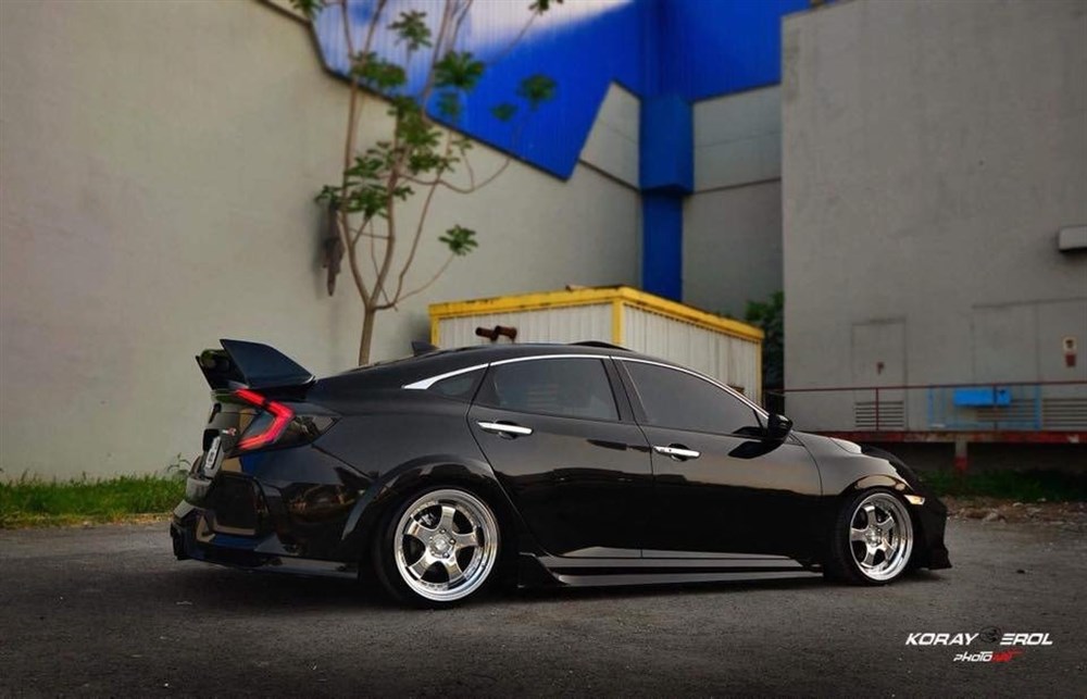 Honda Civic Fc5 Typer Boyasız  Yan Marşpiyel (Plastik)
