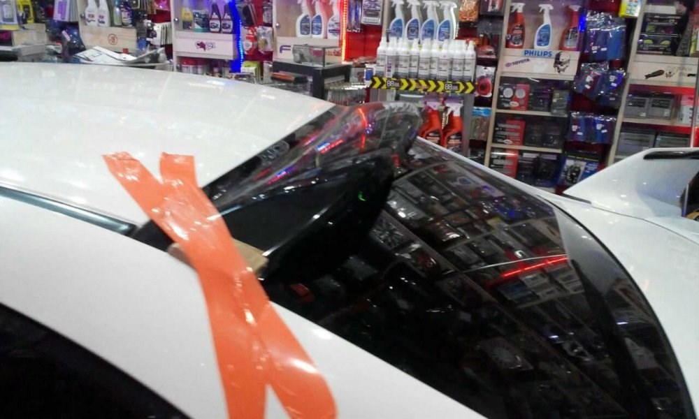 Honda Civic Fd6 Civic  Parlak Siyah Cam Üstü Spoiler