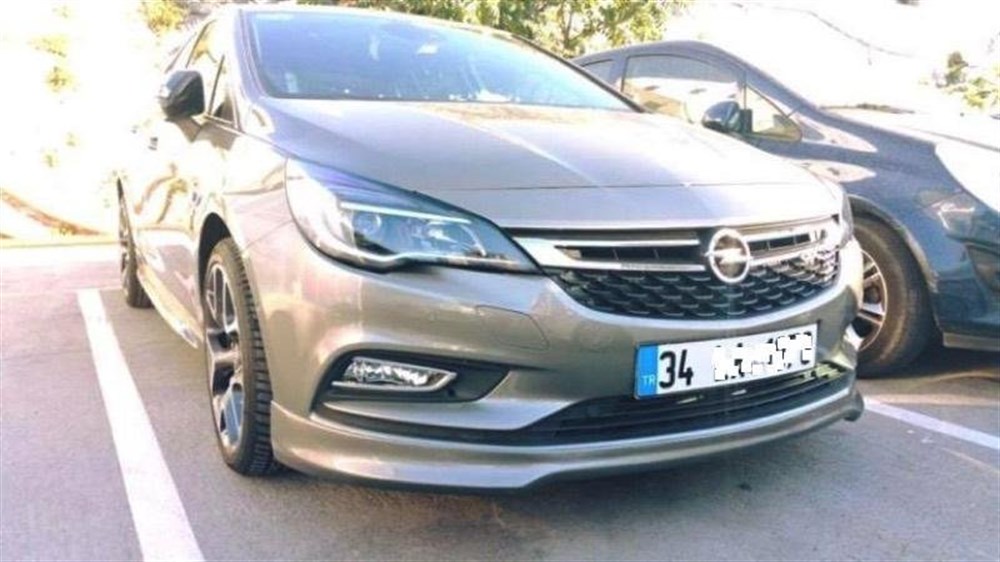 Opel Astra  K Plastik Boyasız Ön Tampon Eki