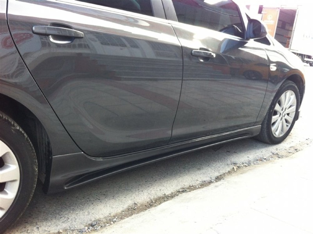 Opel Astra J Rieger Boyasız Yan Marşpiyel (Plastik)