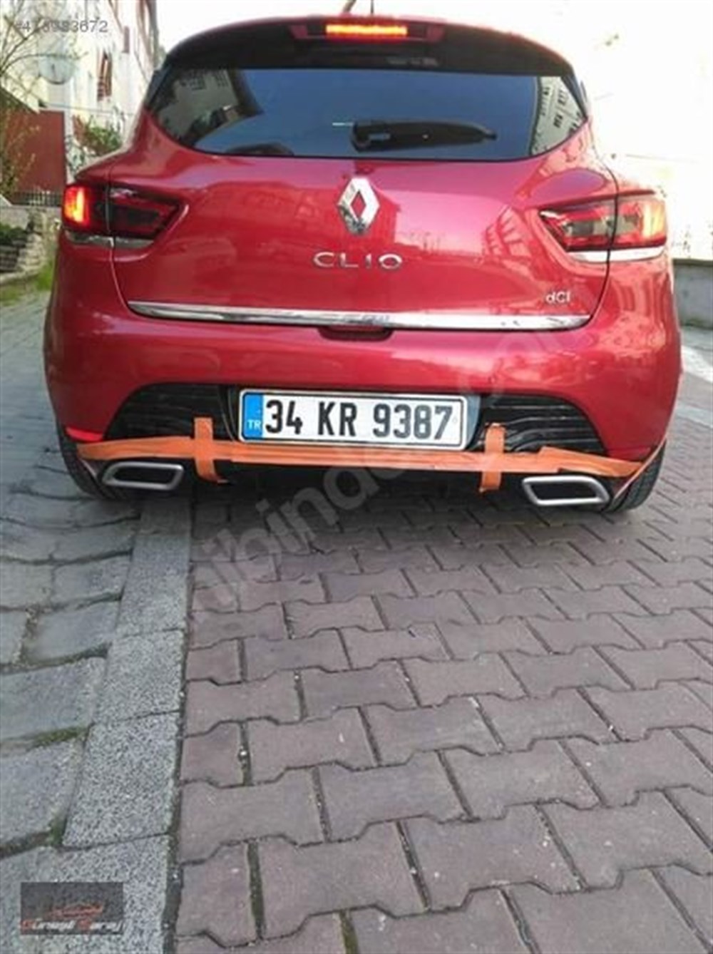 Renault Clio 4 Parlak Siyah Difüzör (Plastik)