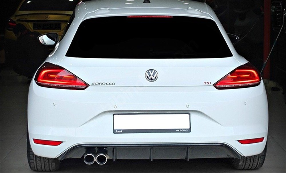 Volkswagen Scirocco Makyajlı Parlak Siyah Difüzör