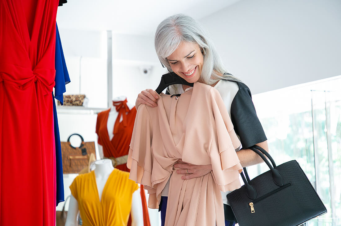 Fashion Tips for Styling Women Over 50: How to Create Chic and Stylish Looks?