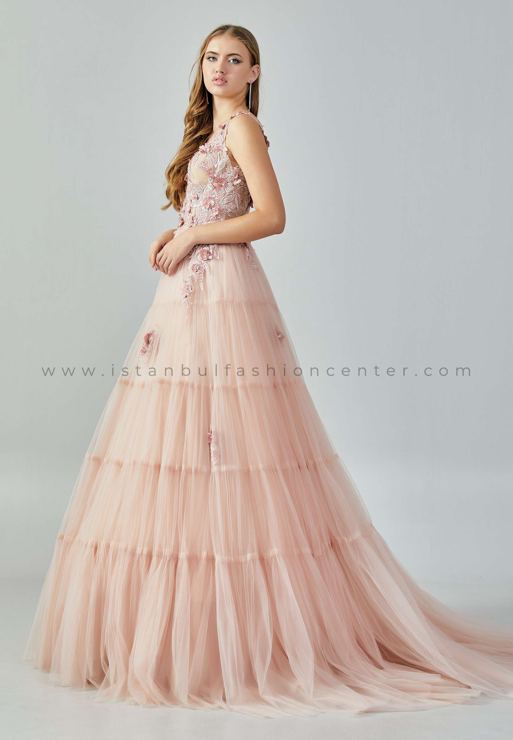 Beautiful quinceañera, sweet 16, engagement ball gown dress by designe –  Bela Bridal