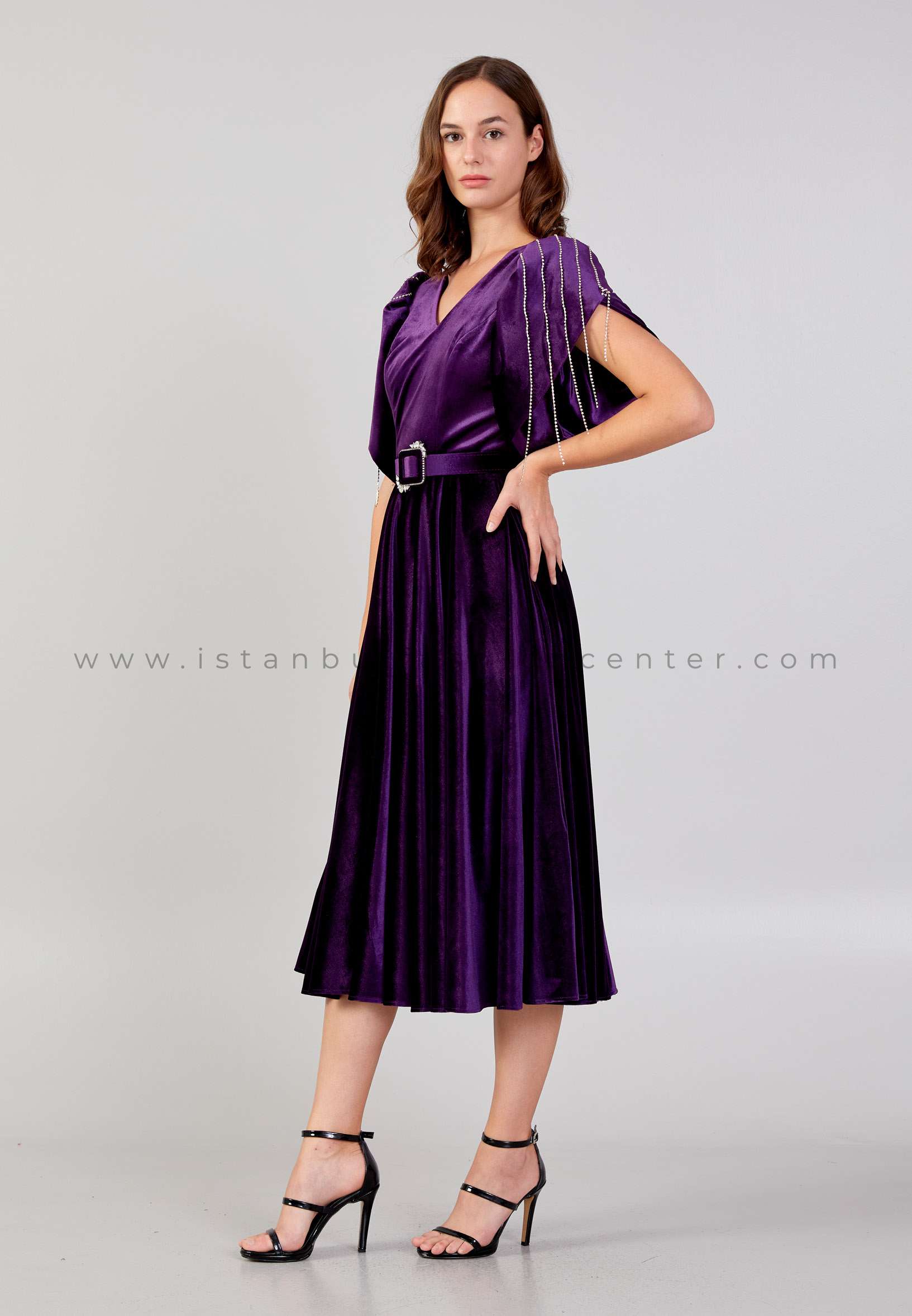 40s Purple Velvet Puff Sleeve Gown - Lucky Vintage