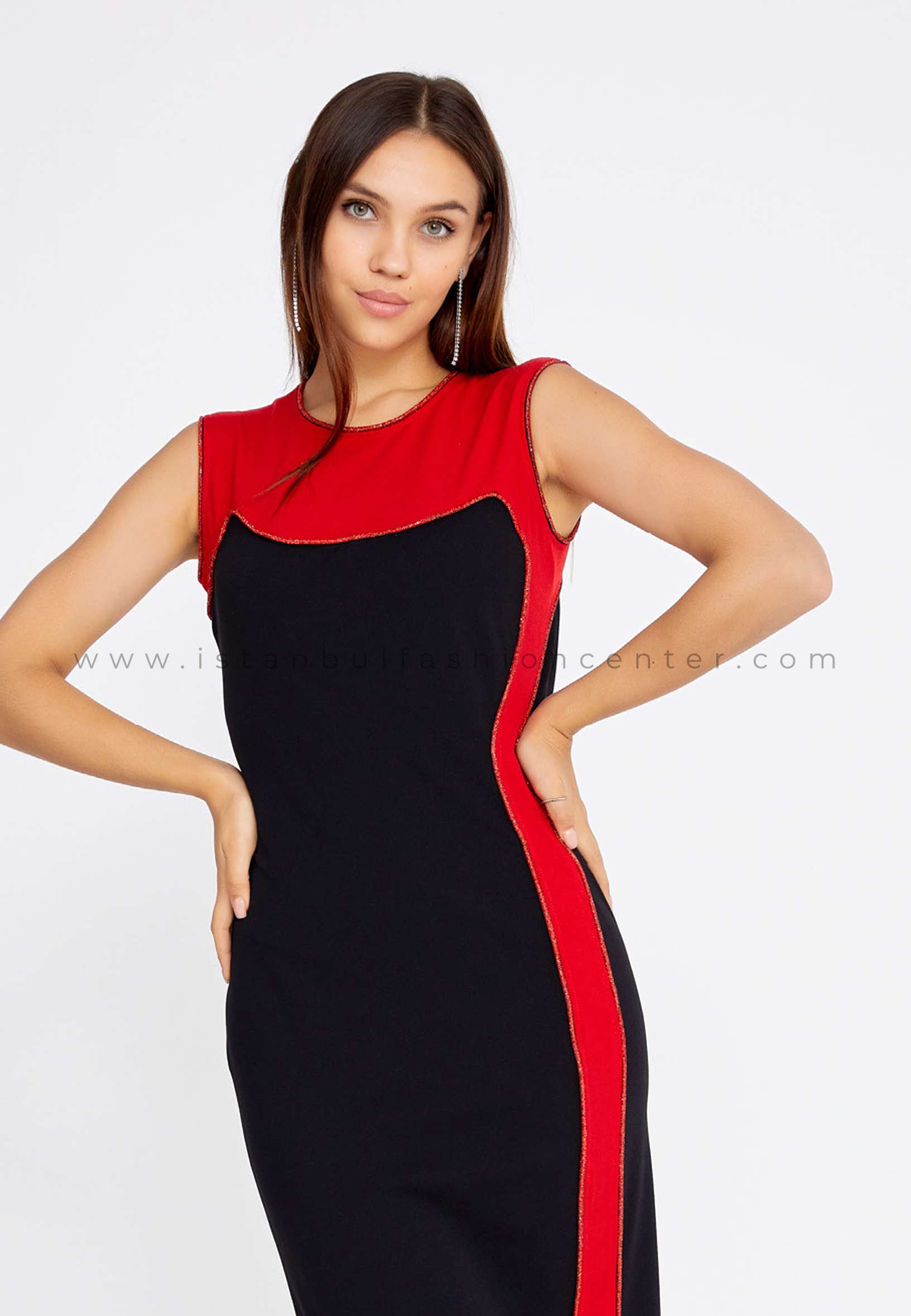 MATINI بلا أكمام الطويلة جدا كريب موديل مستقيم الكبير أسود أحمر فستان سهرة  Mtn22107syk