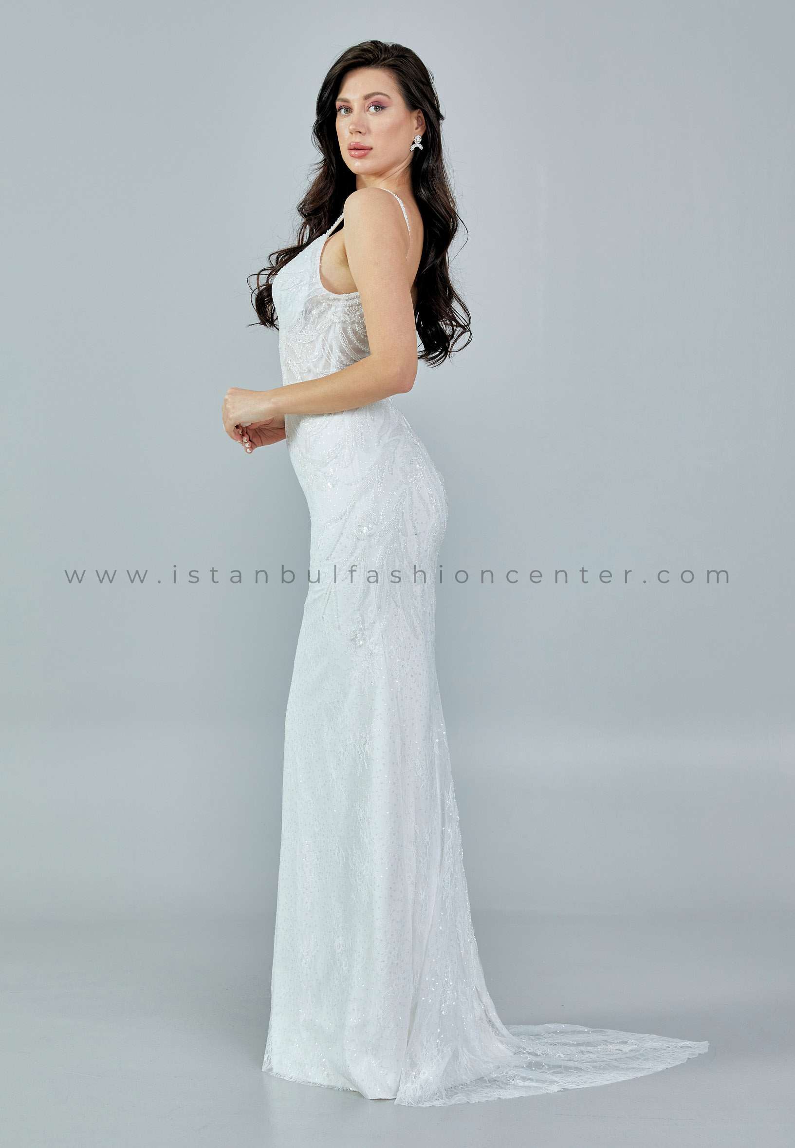 NALANS BRIDAL بلا أكمام الطويلة جدا لايس حجم اضافي أبيض فستان عرس ملكي  Nlsps23105-bkib