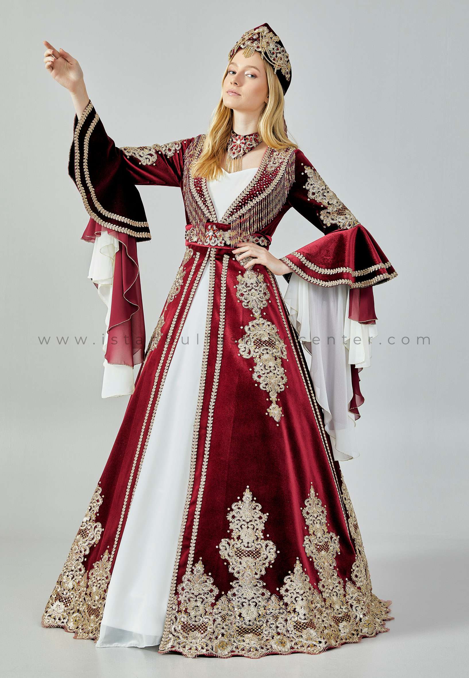 Ossetian Traditional Costume Wedding Dress Embroidery Outfit North