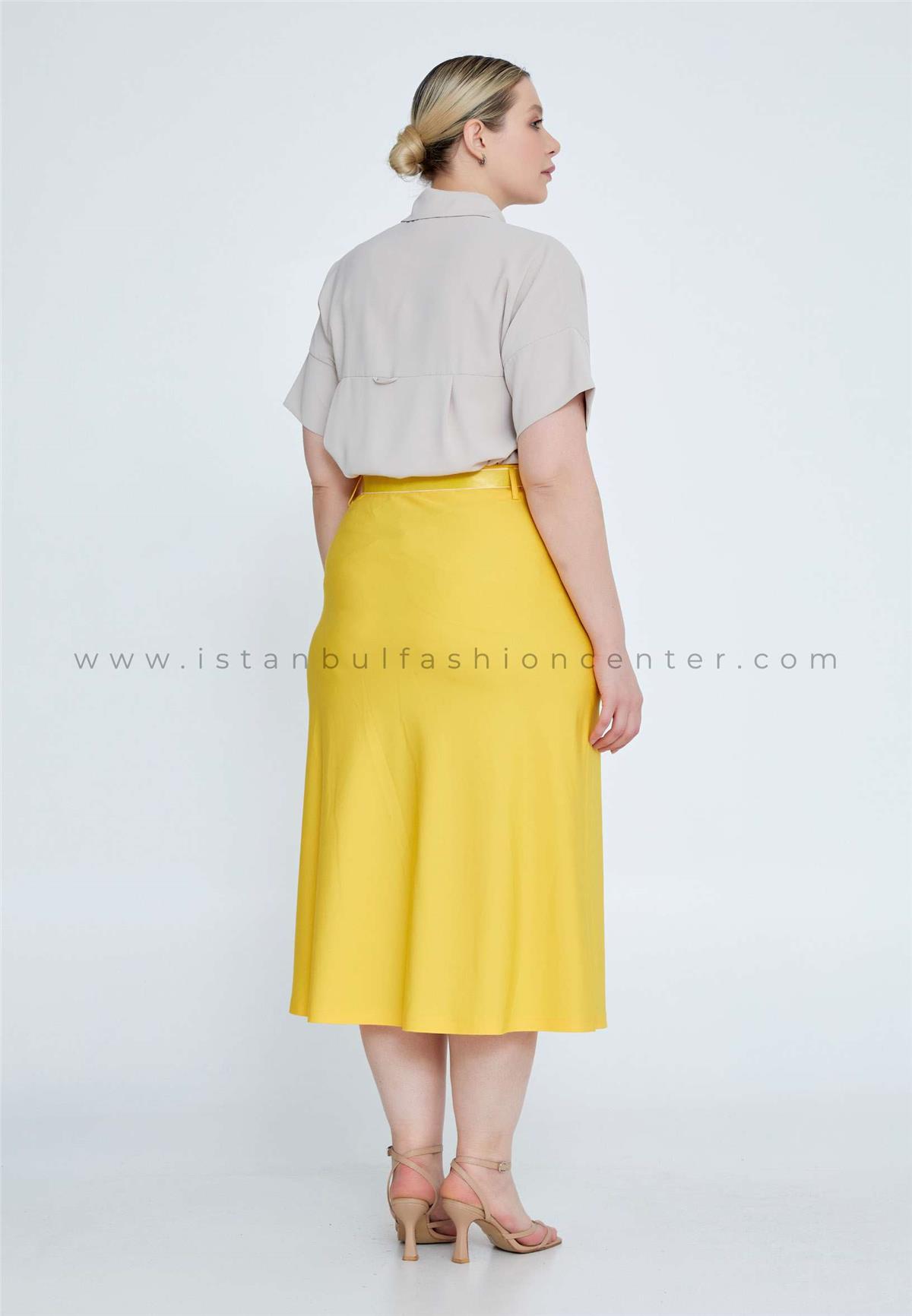 Plus size top yellow midi skirt