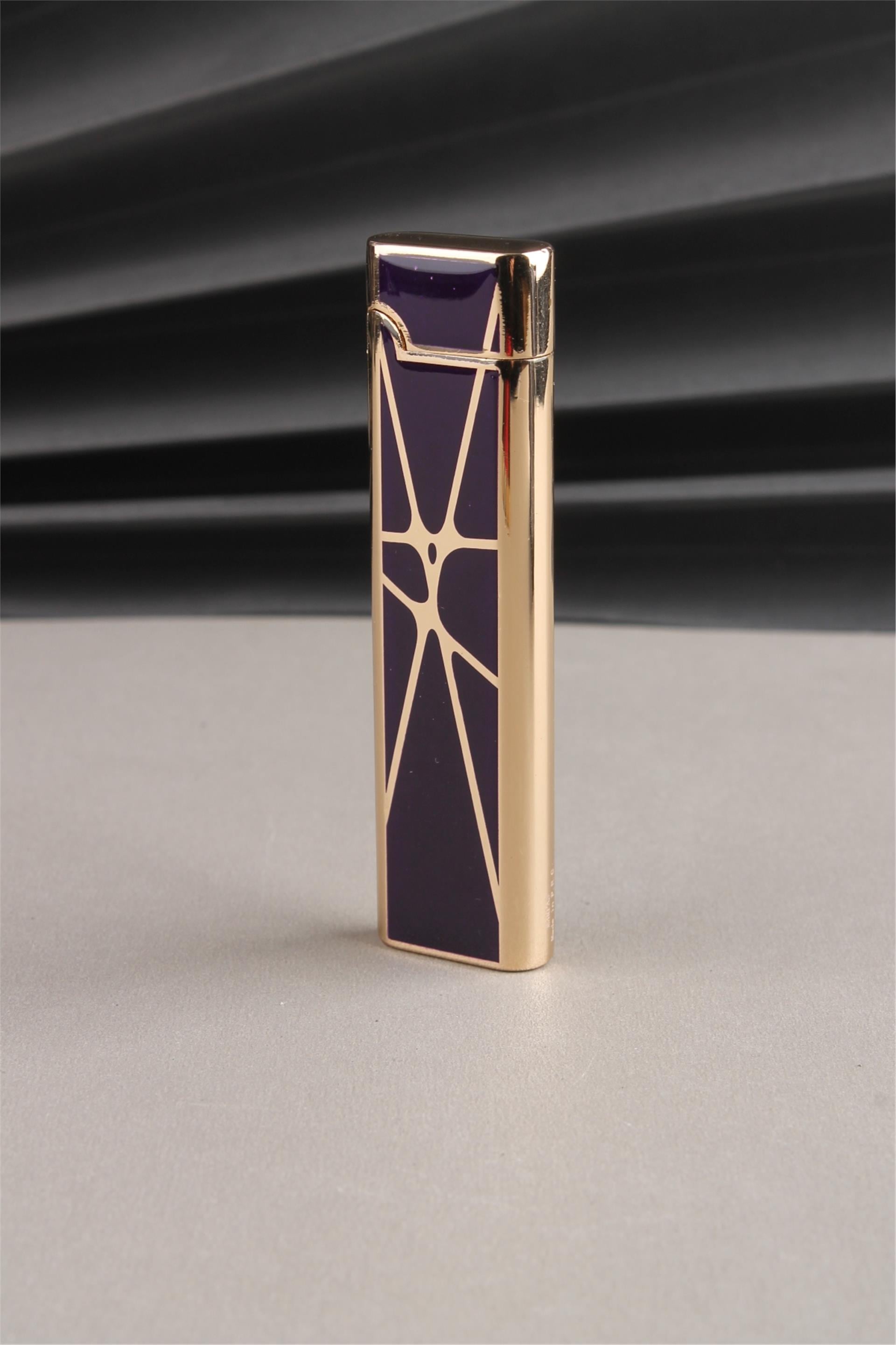 Silvio Monetti Kapaklı Özel Tasarım Metal Gazlı Çakmak SM117T0005