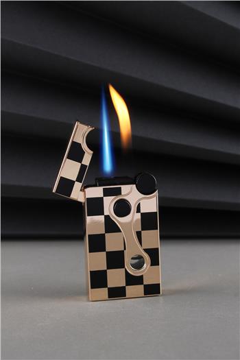 Silvio Monetti Çakmak Alevli Ve Güçlü Torch Bir Arada İki Özellikli Sarı Damalı Gazlı Çakmak CAKSM072T