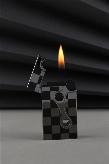 Silvio Monetti Çakmak Alevli Ve Güçlü Torch Bir Arada İki Özellikli Siyah Damalı Gazlı Çakmak CAKSM072T