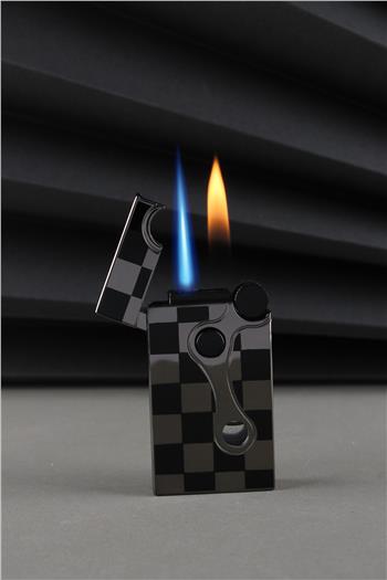Silvio Monetti Çakmak Alevli Ve Güçlü Torch Bir Arada İki Özellikli Siyah Damalı Gazlı Çakmak CAKSM072T