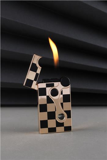 Silvio Monetti Çakmak Alevli Ve Güçlü Torch Bir Arada İki Özellikli Sarı Damalı Gazlı Çakmak CAKSM072T