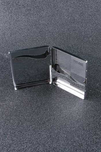 Silvio Monetti Kare Gümüş Desenli Metal Sigara Tabakası SMTBKCB001R1