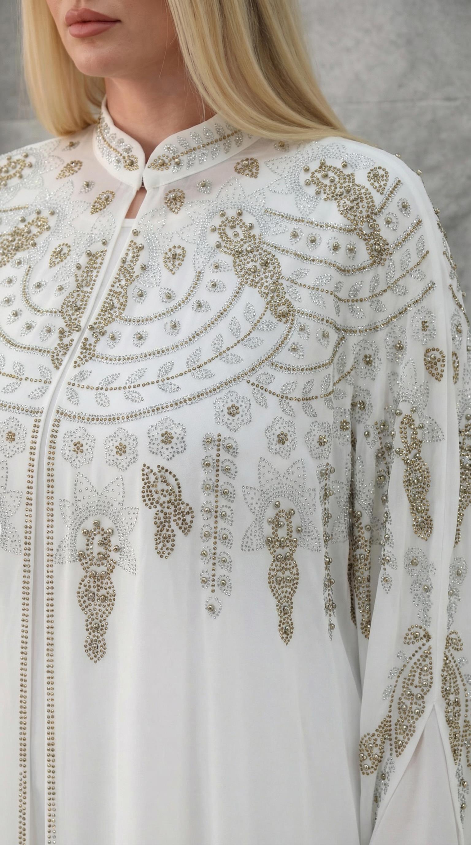 Taşlı İçi Uzun Kollu Astarlı Beyaz Gold Elbiseli Şık Abaya Ferace