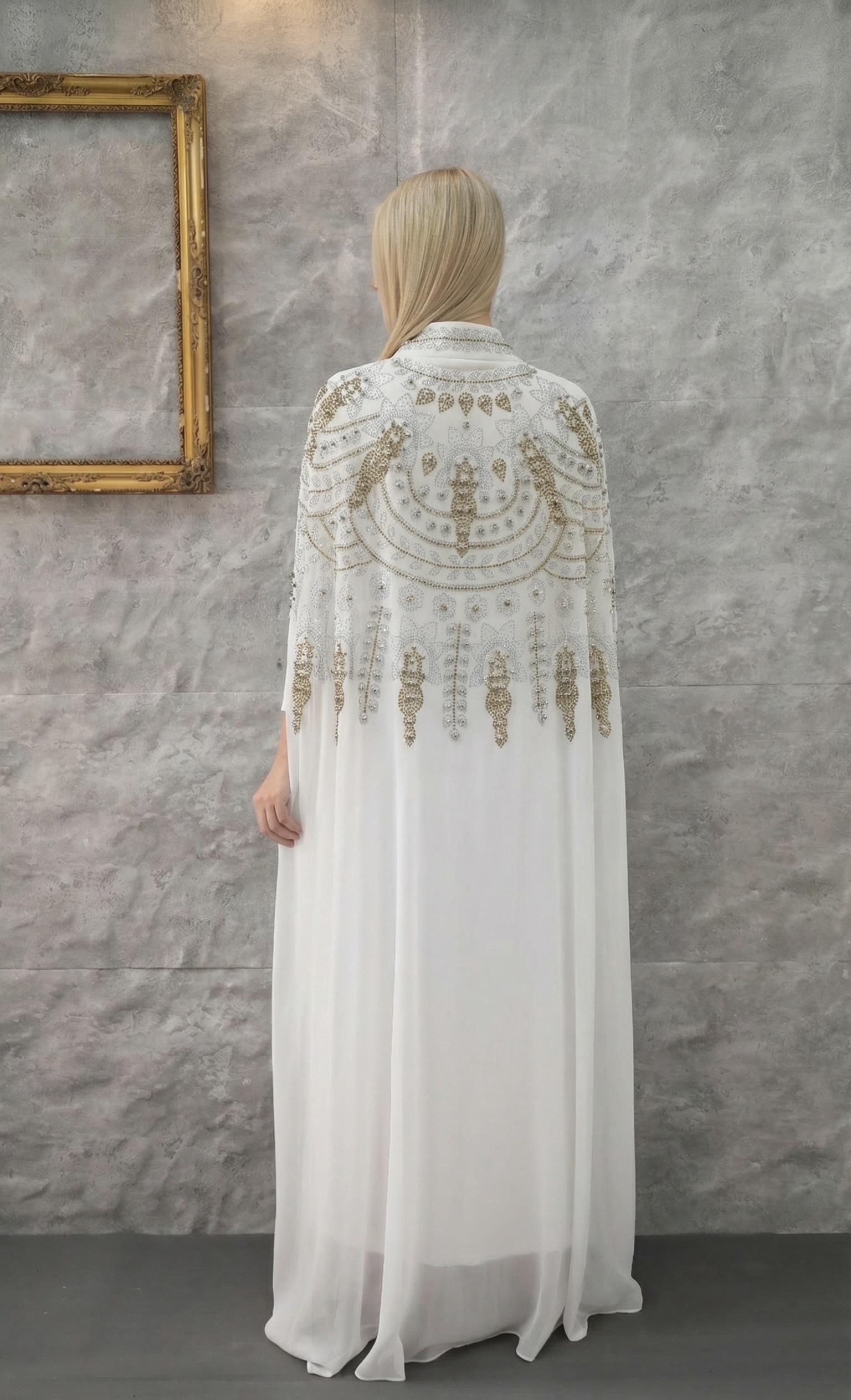 Taşlı İçi Uzun Kollu Astarlı Beyaz Gold Elbiseli Şık Abaya Ferace