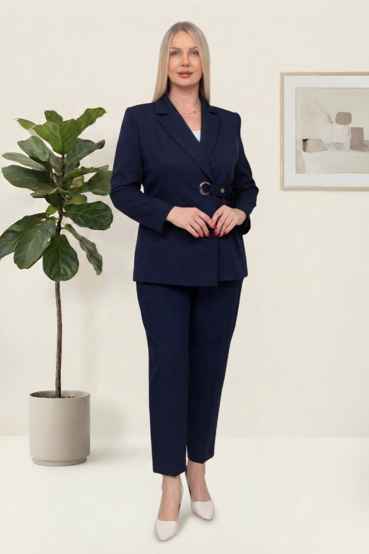 Kemar Detaylı Lacivert Sade İkili Pantolonlu Takım