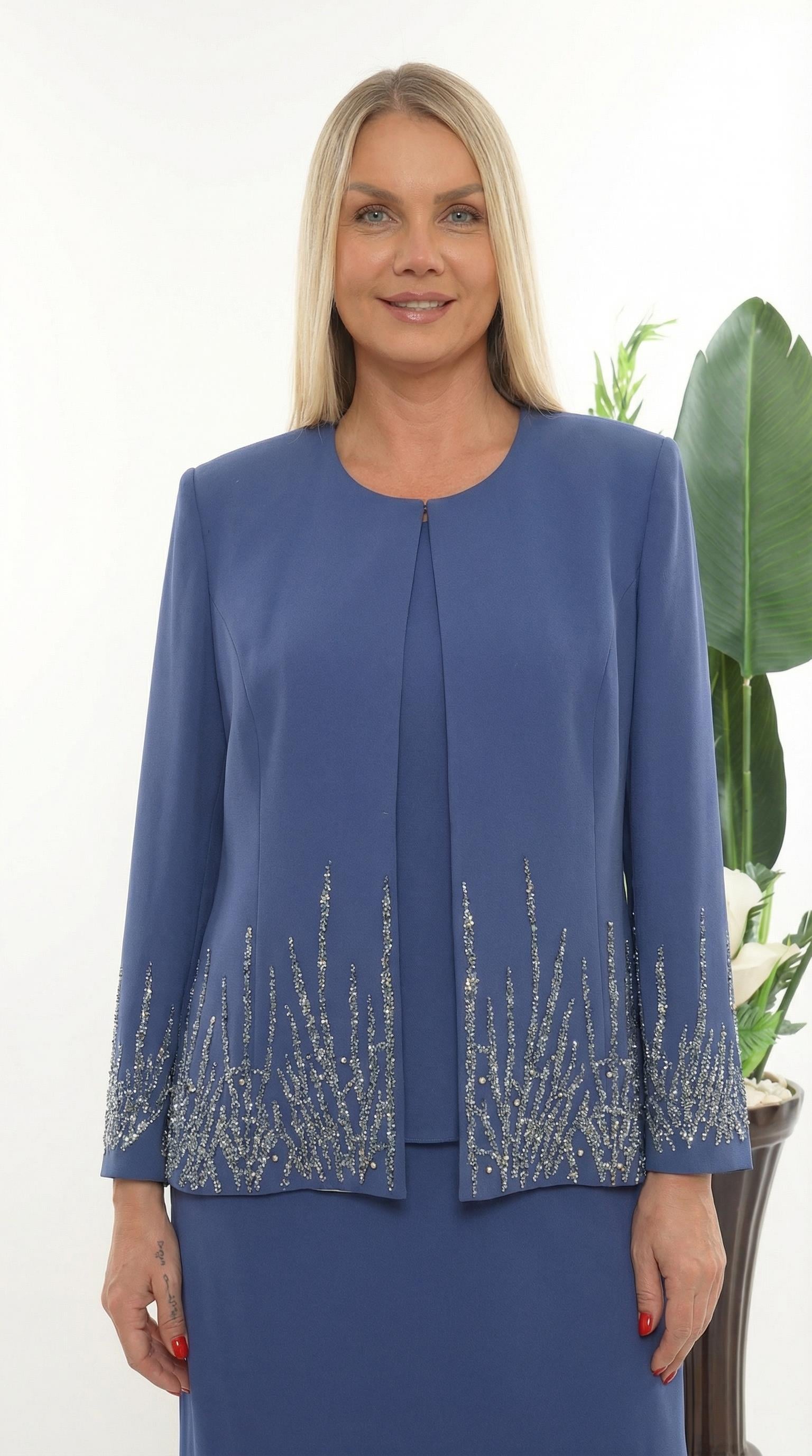 Ceketi Zarif Taş Süslemeli Yırtmaçlı Mavi Uzun Etekli Üçlü Takım