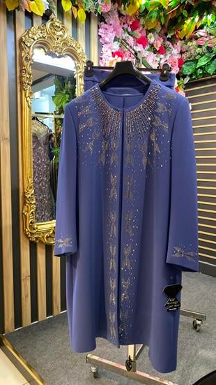 Yakası ve Ceket Önü Taşlı Astarlı Mavi Üçlü Pantolonlu Takım