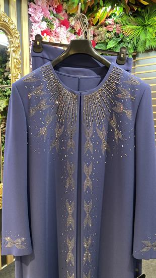 Yakası ve Ceket Önü Taşlı Astarlı Mavi Üçlü Pantolonlu Takım