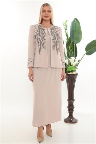 Ceketi Zarif Taş Süslemeli Kapalı Yırtmaçlı Bej Uzun Etekli Üçlü Takım