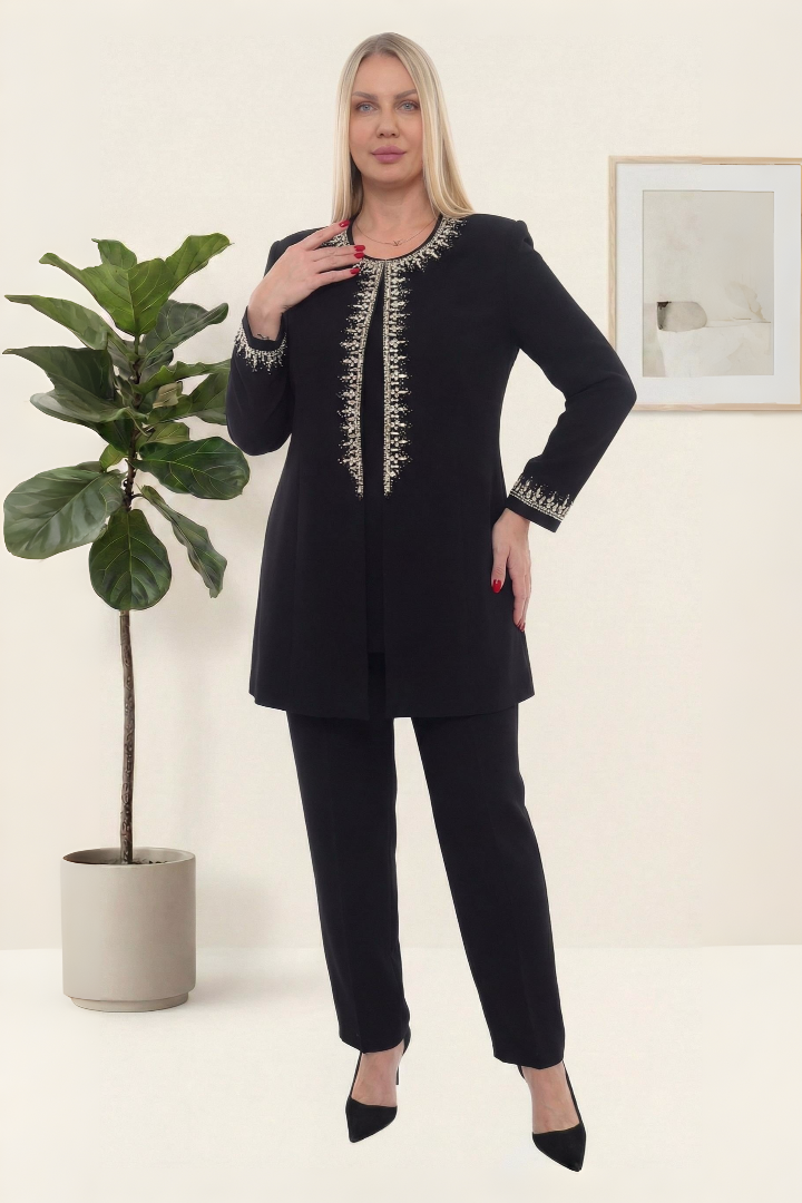 Ceket Önü Zarif Taş İşlemeli Siyah Üçlü Pantolonlu Takım