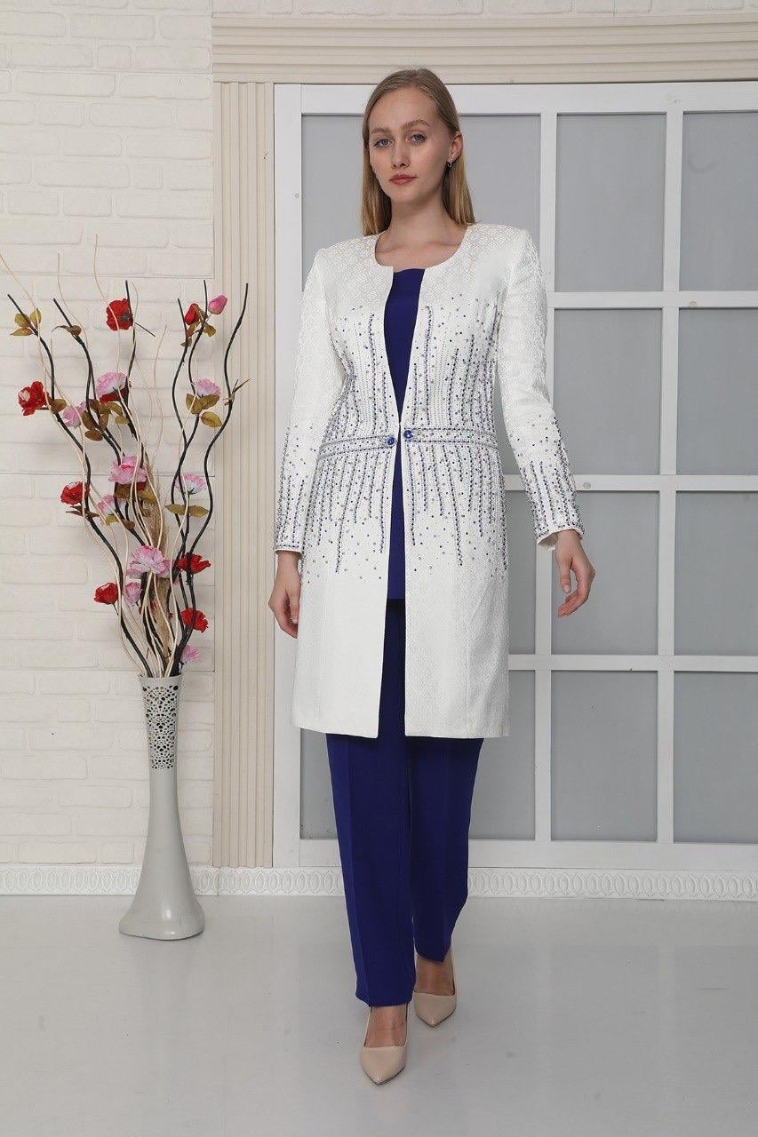Elegant Stone-Detailed Saks Pantsuit with Jacket and Sleeves