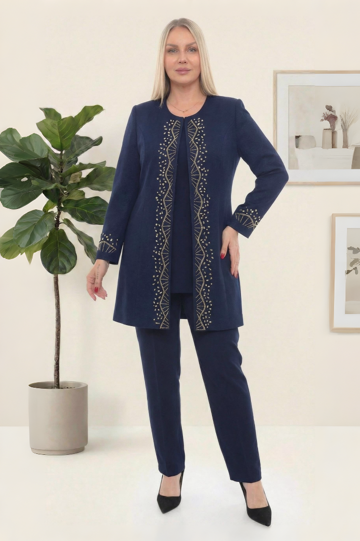 Lacivert Ceketİ Taş Detaylı Büyük Beden Üçlü Pantolonlu Takım