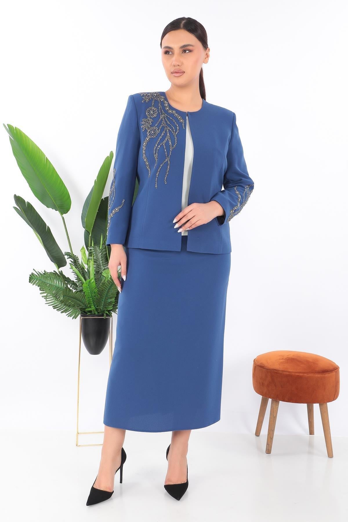 Omuzu ve Kolu Taş İşlemeli Mavi Uzun Etekli Üçlü Takım