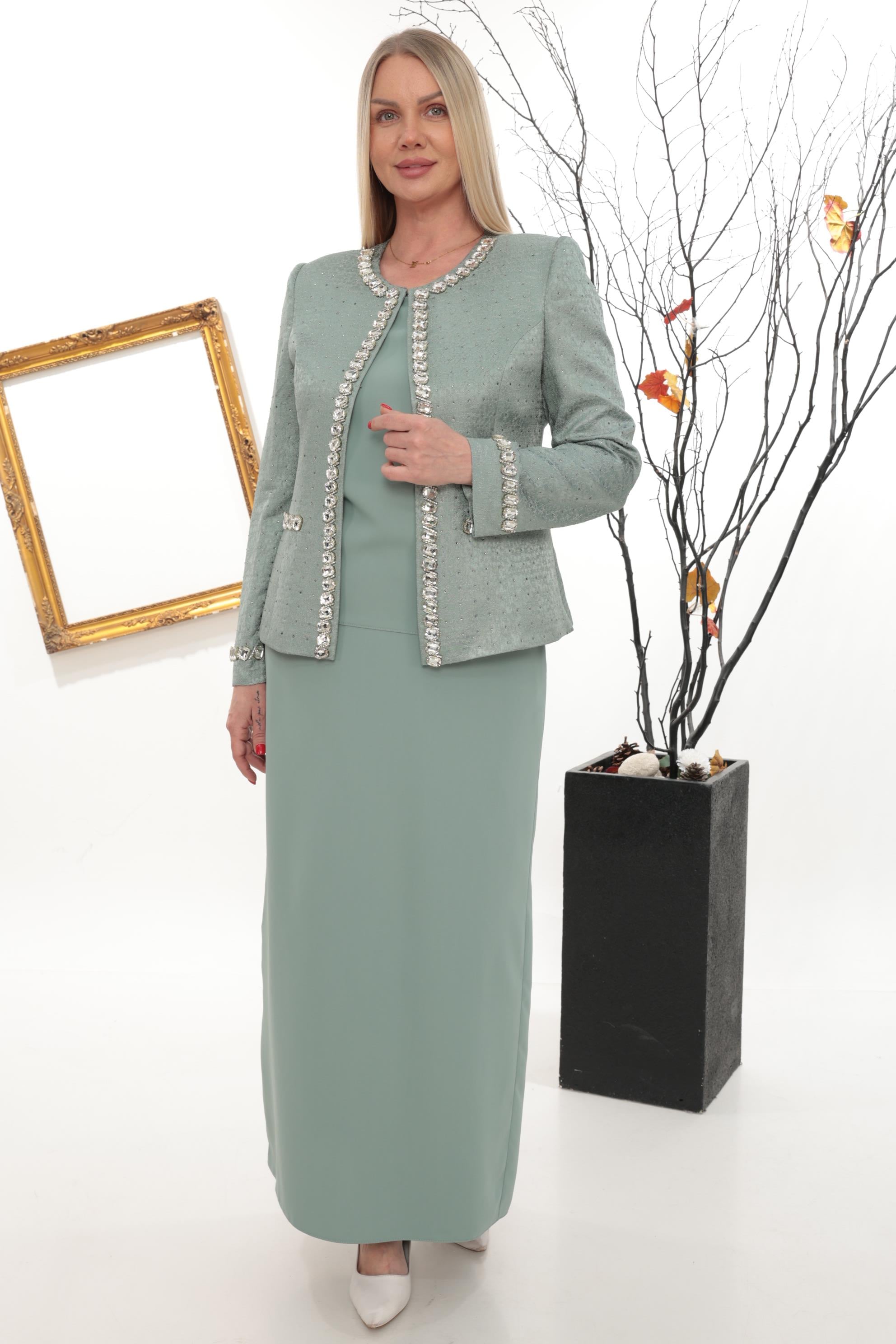 Önü Şık Taş İşlemeli Mint Uzun Etekli Üçlü Takım