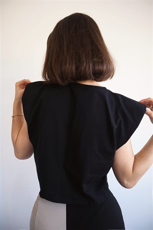 MORE-117 Vatkalı Siyah Crop T-Shirt