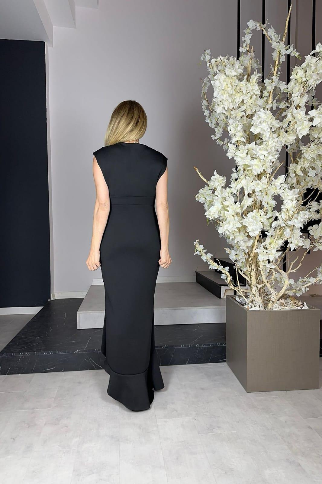 G0964 Flounce Detailed Evening Dress Black